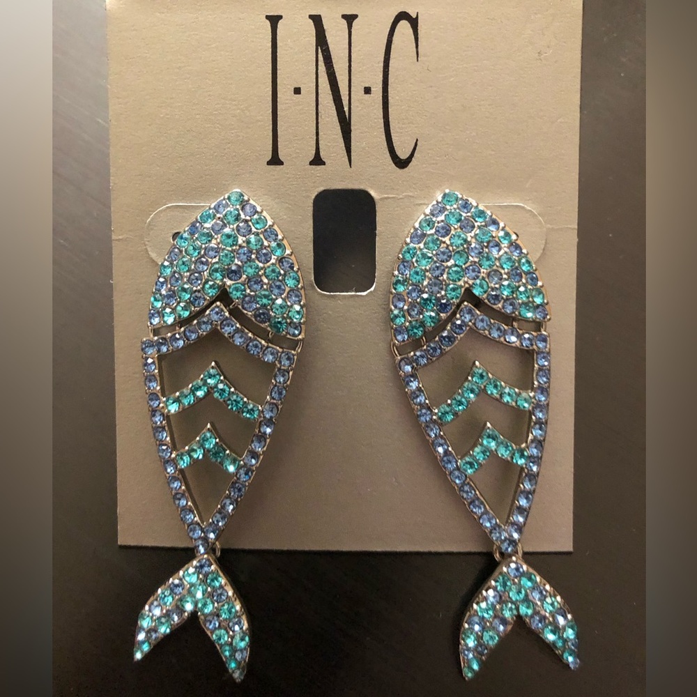 INC earnings brand new with tags.
